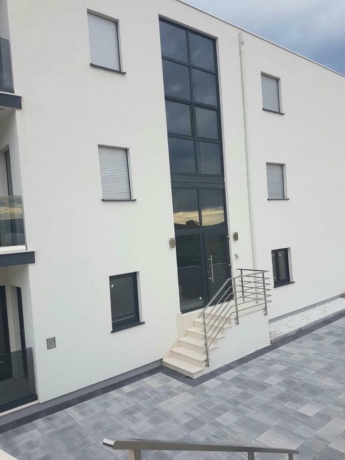 Apartment Marina 特罗吉尔 外观 照片